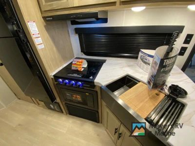 2026 Forest River RV Cherokee Grey Wolf - Photo 10