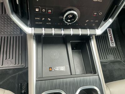 2026 GMC Acadia — photo 14 view