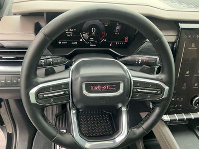2026 GMC Acadia — photo 7 view