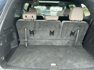2026 GMC Acadia — photo 8 view