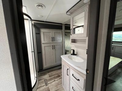 2024 Keystone RV Montana High Country - Photo 37