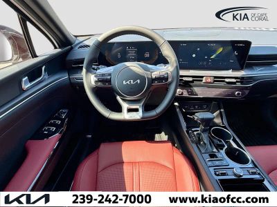 2026 Kia K5 — photo 16 view