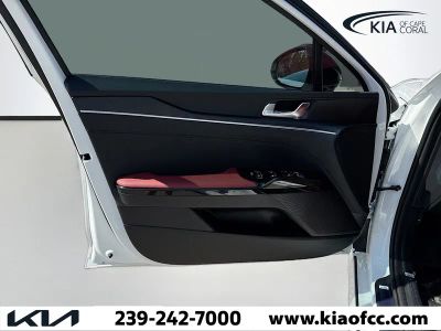 2026 Kia K5 — photo 19 view