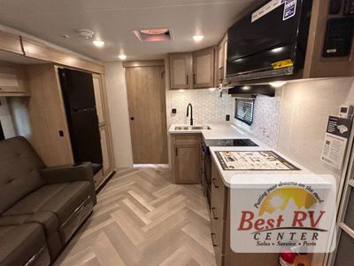 2026 Ember RV E-Series - Photo 13