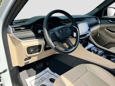 2026 Jeep Grand Cherokee L — photo 9 view