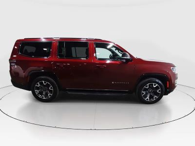 2024 Jeep Wagoneer - Photo 8