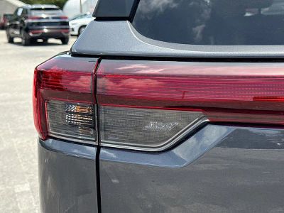 2026 Subaru Outback — photo 10 view