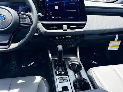 2026 Subaru Outback — photo 17 view