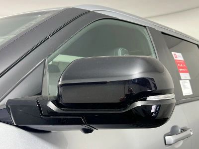 2026 Toyota Tundra 4WD — photo 10 view