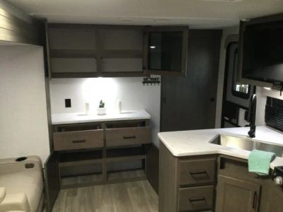 2024 Grand Design Transcend - Photo 9