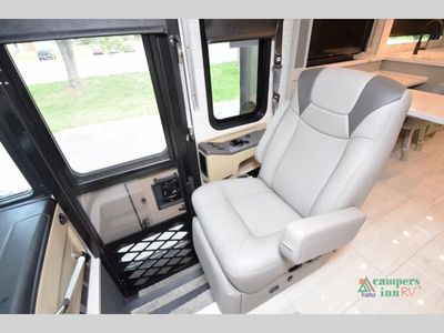 2026 Tiffin Motorhomes Allegro RED - Photo 17
