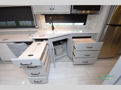 2026 Tiffin Motorhomes Allegro RED - Photo 28