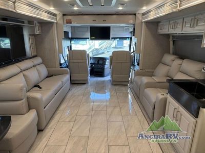 2026 Fleetwood RV Discovery LXE - Photo 13