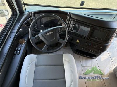 2026 Fleetwood RV Discovery LXE - Photo 15