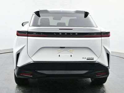 2026 Lexus RZ - Photo 4
