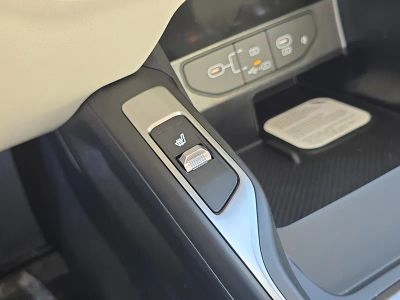 2026 Kia Sorento — photo 28 view