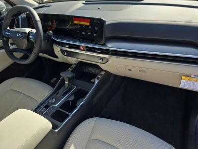 2026 Kia Sorento — photo 13 view