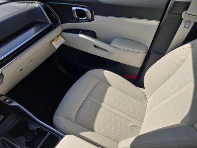 2026 Kia Sorento — photo 17 view