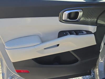 2026 Kia Sorento — photo 19 view