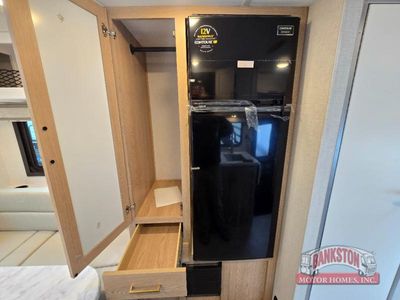 2026 Chateau 19Z - Photo 20