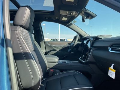 2026 GMC Acadia — photo 15 view