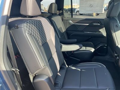 2026 GMC Acadia — photo 18 view