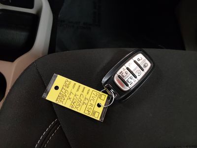 2022 Chrysler Voyager - Photo 15