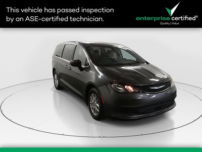 2022 Chrysler Voyager - Photo 1