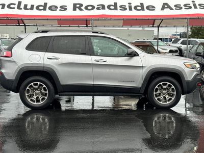 2020 Jeep Cherokee - Photo 6