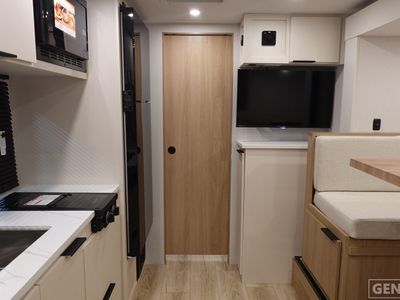 2026 Winnebago Micro Minnie - Photo 5