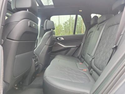 2025 BMW X5 — photo 12 view