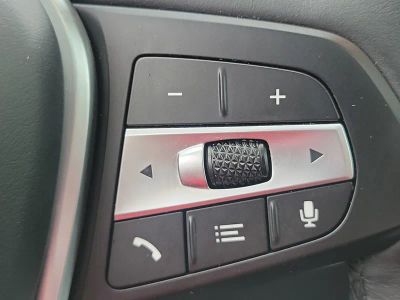 2025 BMW X5 — photo 29 view