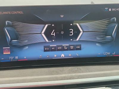 2025 BMW X5 — photo 31 view