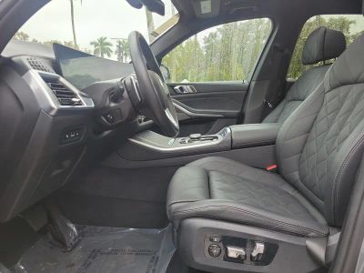 2025 BMW X5 — photo 22 view