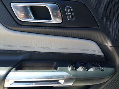 2024 Ford Mustang - Photo 19