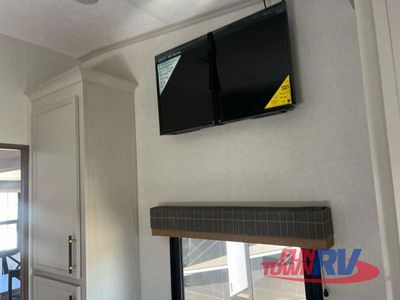 2025 Dutchmen RV Astoria - Photo 43