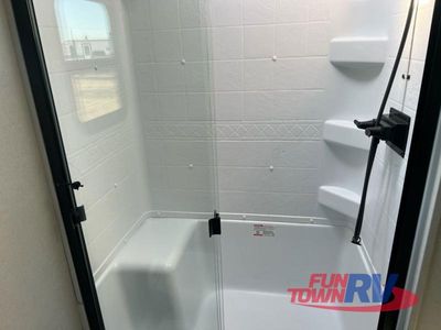 2025 Dutchmen RV Astoria - Photo 37