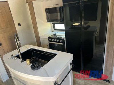 2025 Dutchmen RV Astoria - Photo 13