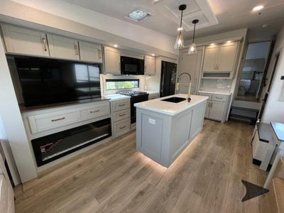 2026 Brinkley Model Z - Photo 36