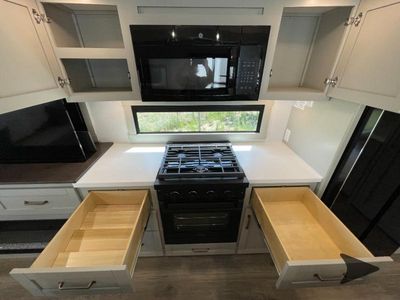 2026 Brinkley Model Z - Photo 35
