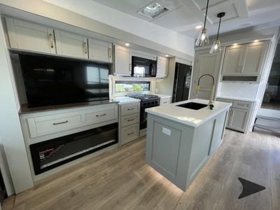 2026 Brinkley Model Z - Photo 19