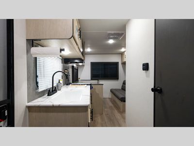 2026 Shasta RVs i-5 Edition - Photo 3