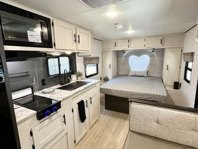 2026 Forest River Shasta SST18FQ - Photo 7