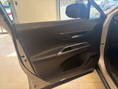 2024 Toyota Venza LE - Photo 11