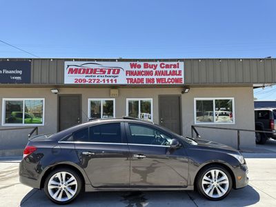 2015 Chevrolet Cruze Limited - Photo 2