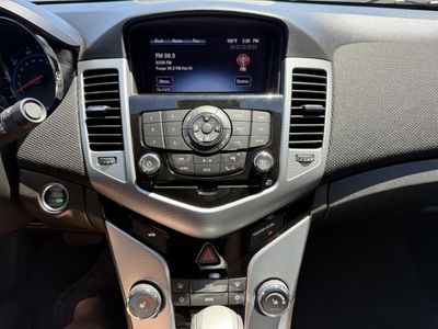 2015 Chevrolet Cruze Limited - Photo 19