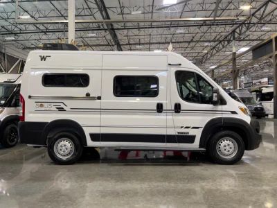 2027 Winnebago SOLIS POCKET — photo 11 view