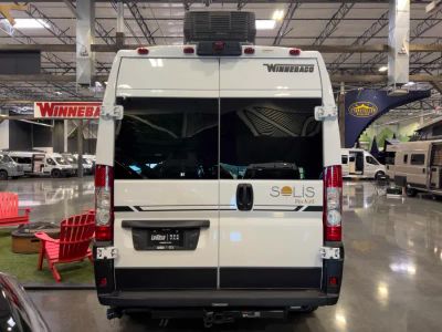 2027 Winnebago SOLIS POCKET — photo 12 view