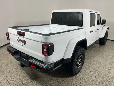 2026 Jeep Gladiator — detail view