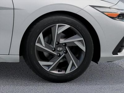 2026 Hyundai Elantra — photo 8 view